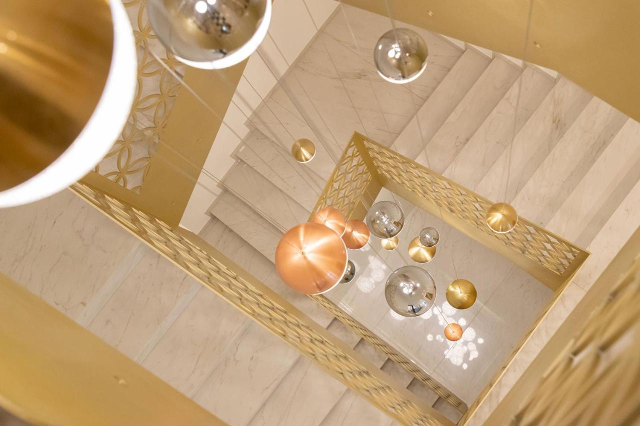 Nice Living Neue- Moderne Apartments Im Herzen Von Brixen - Kostenlose Brixencard - Ideal Fuer Familien, Paare, Geschaeftsreisende Und Allen Urlaubs Hungrigen Ngoại thất bức ảnh
