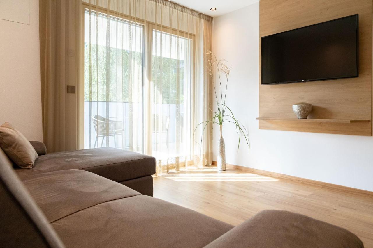 Nice Living Neue- Moderne Apartments Im Herzen Von Brixen - Kostenlose Brixencard - Ideal Fuer Familien, Paare, Geschaeftsreisende Und Allen Urlaubs Hungrigen Ngoại thất bức ảnh