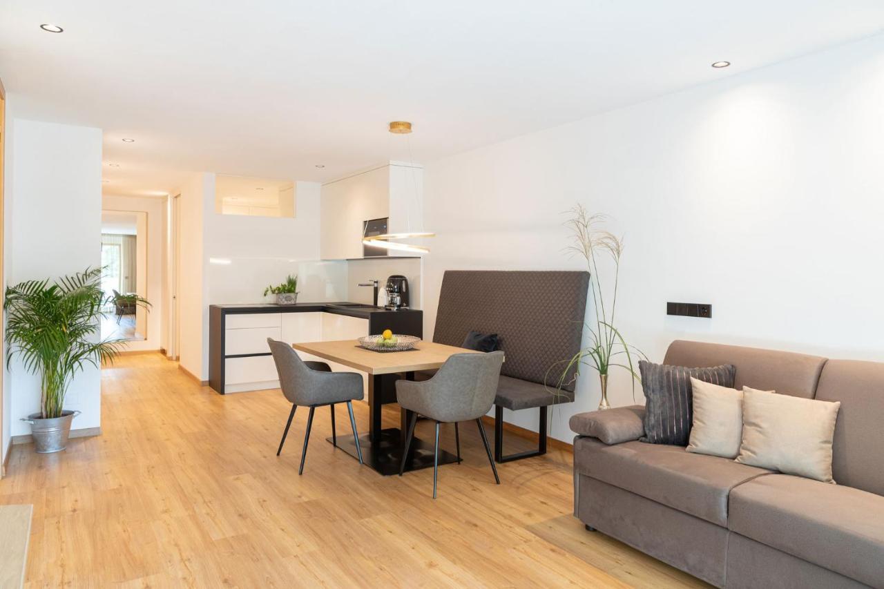 Nice Living Neue- Moderne Apartments Im Herzen Von Brixen - Kostenlose Brixencard - Ideal Fuer Familien, Paare, Geschaeftsreisende Und Allen Urlaubs Hungrigen Ngoại thất bức ảnh