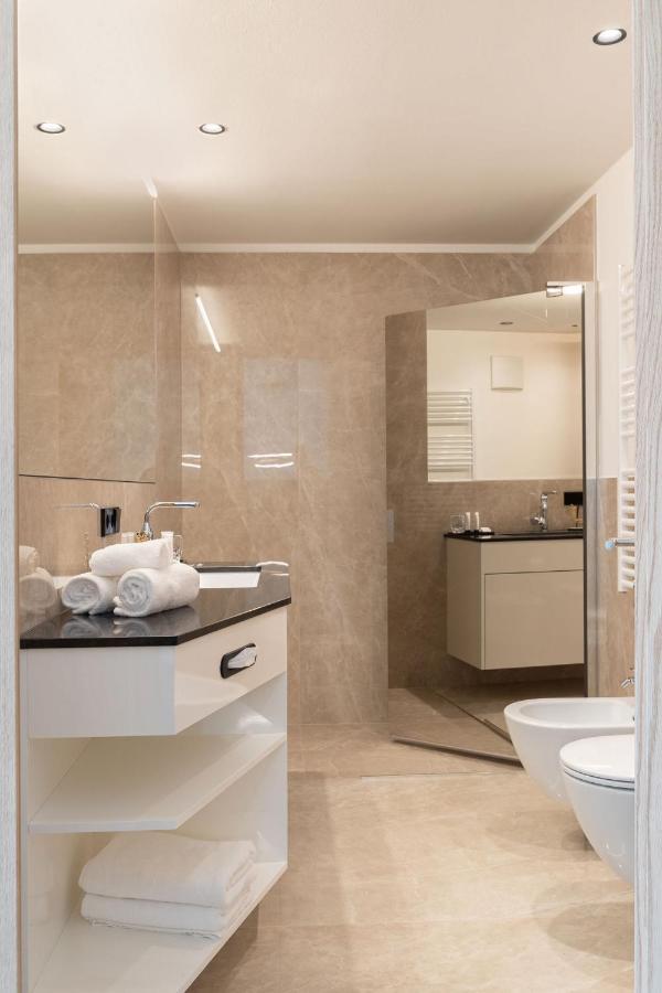 Nice Living Neue- Moderne Apartments Im Herzen Von Brixen - Kostenlose Brixencard - Ideal Fuer Familien, Paare, Geschaeftsreisende Und Allen Urlaubs Hungrigen Ngoại thất bức ảnh