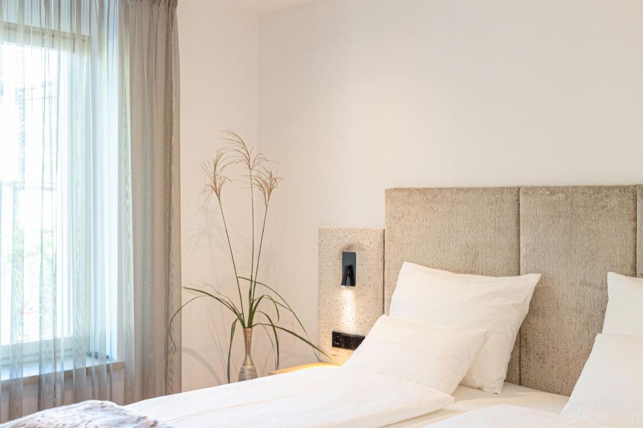 Nice Living Neue- Moderne Apartments Im Herzen Von Brixen - Kostenlose Brixencard - Ideal Fuer Familien, Paare, Geschaeftsreisende Und Allen Urlaubs Hungrigen Ngoại thất bức ảnh